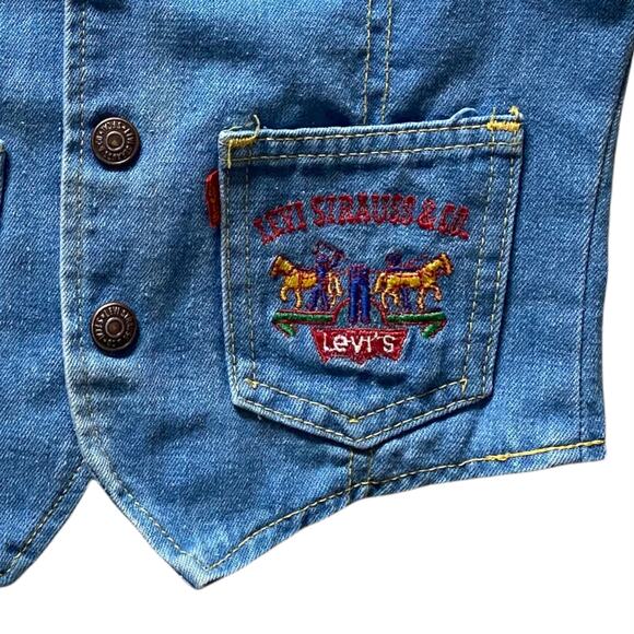 Levi Strauss & Co. Levi's Western Denim Vest Kids Sz 5 - Picture 3 of 10